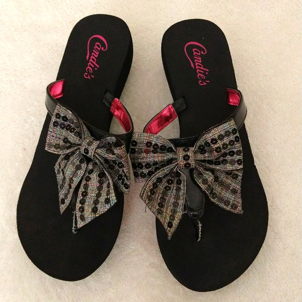 Candies Bow wedge sandal size 6